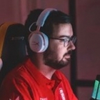Alberto González