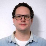 Carlos León